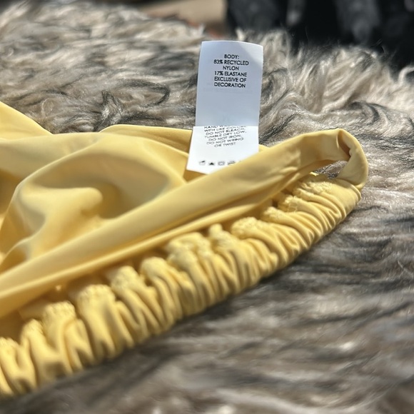 Unsubscribed Swim top triangle M - Picture 8 of 9